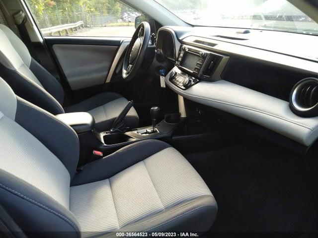 2015 TOYOTA RAV4 XLE VIN: 2T3RFREV6FW383106