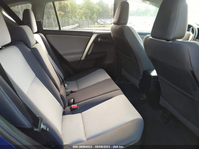 2015 TOYOTA RAV4 XLE VIN: 2T3RFREV6FW383106