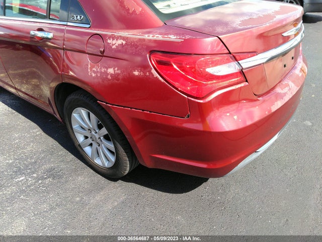 1C3CCBCG2EN128411 Chrysler 200 Limited