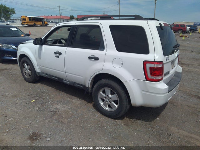 2011 FORD ESCAPE XLT VIN: 1FMCU9DG8BKC39389