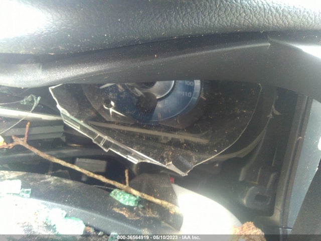 Toyota SIENNA LE 2018 5TDKZ3DC2JS943400 Image 7