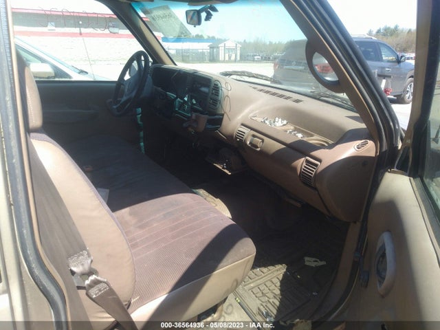 1995 GMC SIERRA C2500 VIN: 1GDGC24K5SE554925