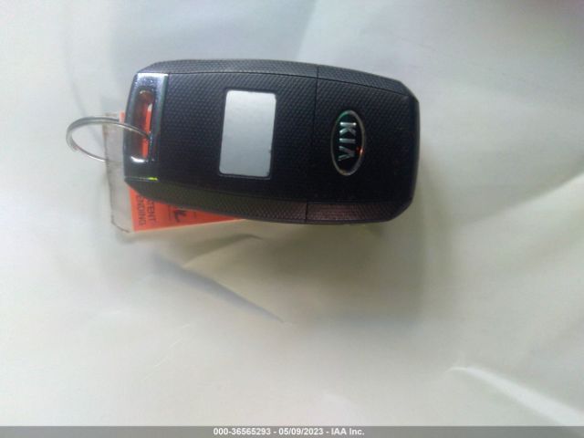 KNDPBCAC6G7802203 KIA Sportage Lx