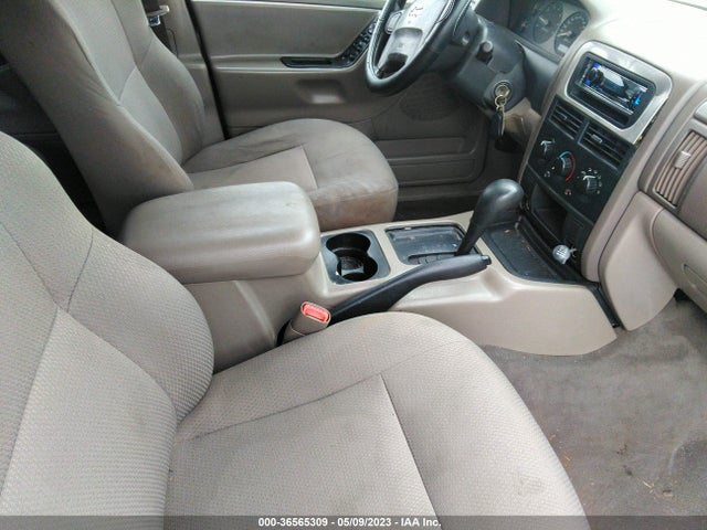 2004 JEEP GRAND CHEROKEE LAREDO VIN: 1J4GX48S14C267864