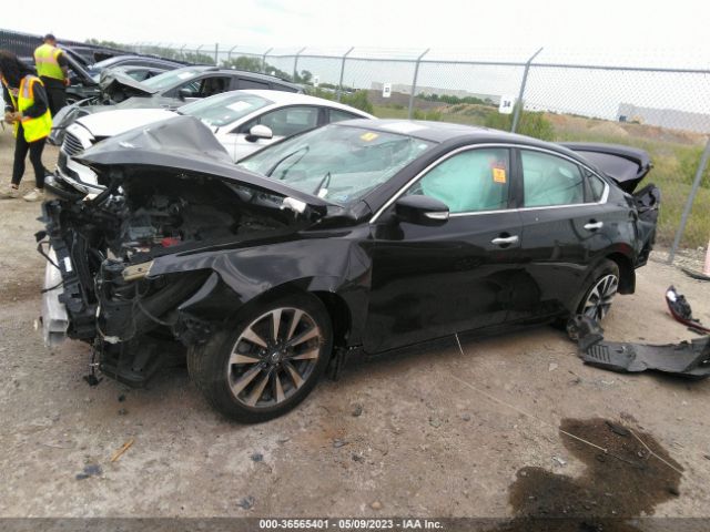1N4AL3AP5HC143678 Nissan Altima 2.5 Sv