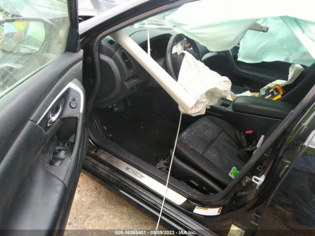 1N4AL3AP5HC143678 Nissan Altima 2.5 Sv