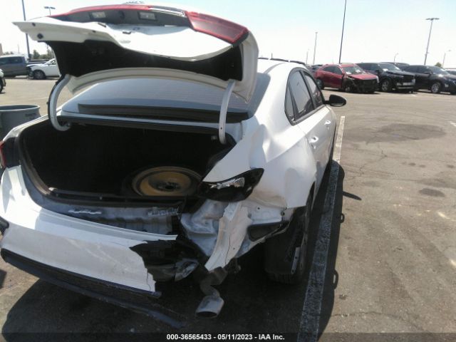 3KPF24AD8ME342175 KIA Forte Lxs
