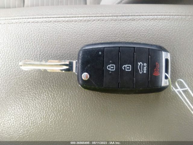 KNAFX4A68E5202981 KIA FORTE LX