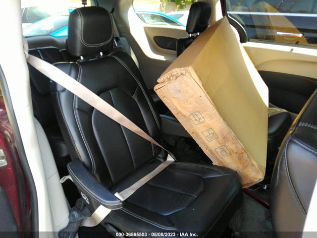 2C4RC1DG4LR260696 Chrysler Voyager Lxi