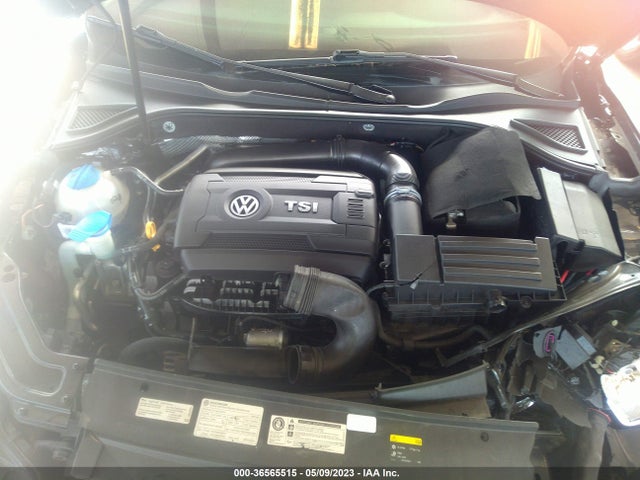 1VWBT7A32HC016077 Volkswagen Passat 1.8t Se