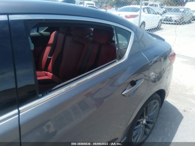 19UDE2F81KA008716 Acura Ilx Pkg