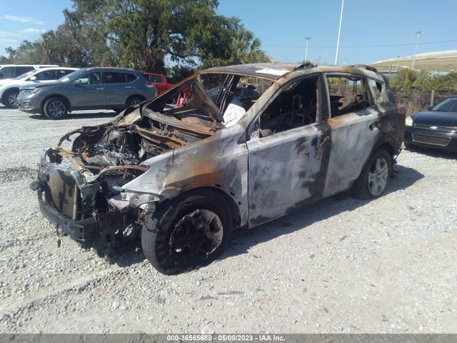 2014 TOYOTA RAV4 LE VIN: JTMZFREV5ED034854