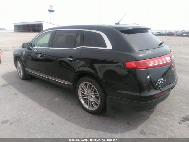 2014 Lincoln MKT, VIN: 2LMHJ5AT4EBL58438