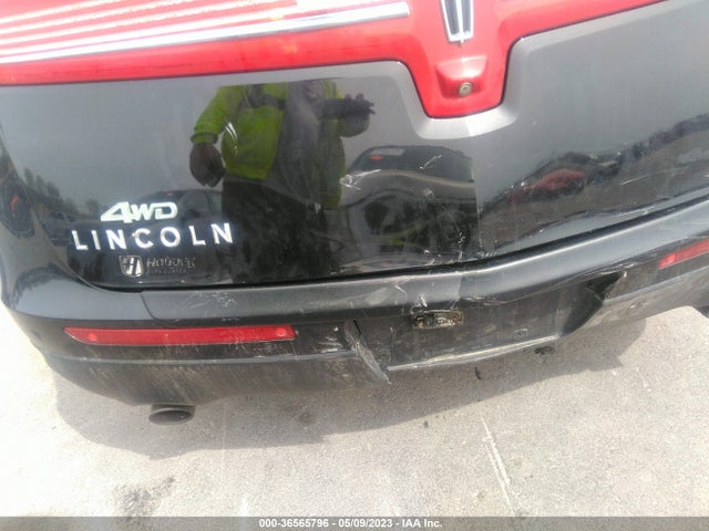 2014 Lincoln MKT, VIN: 2LMHJ5AT4EBL58438