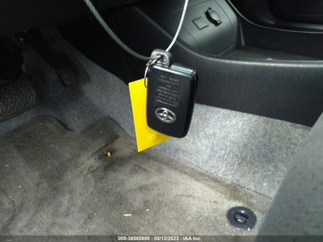 Toyota Prius Four 2015 JTDKN3DUXF0481988 Image 3