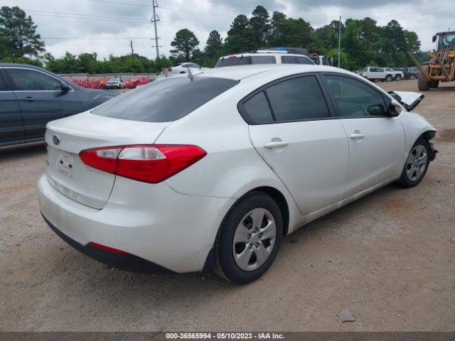 KNAFX4A66F5379367 KIA FORTE LX