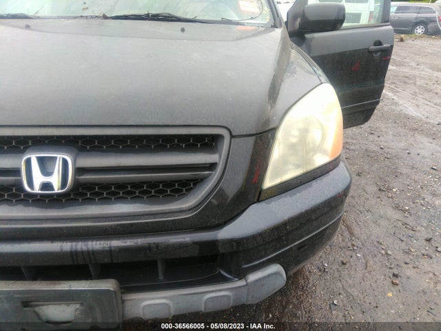 2004 HONDA PILOT EX VIN: 2HKYF18674H528000