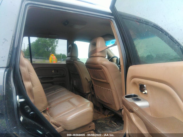 2004 HONDA PILOT EX VIN: 2HKYF18674H528000