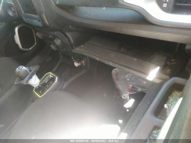 ZACCJABB9JPH23033 Jeep Renegade Latitude