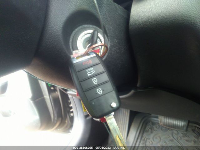 5XXGT4L36HG123492 KIA Optima Lx