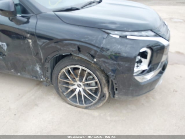 JA4J4UA85NZ052967 Mitsubishi Outlander Se