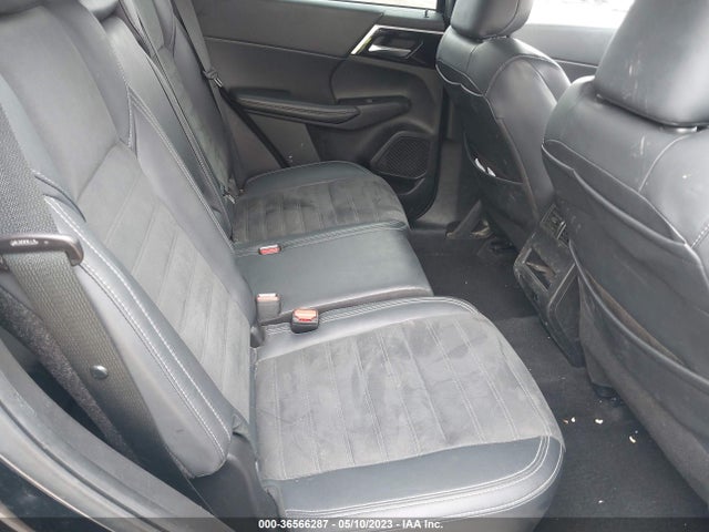 JA4J4UA85NZ052967 Mitsubishi Outlander Se