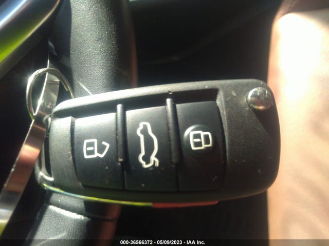 WA1BECF38L1104385 Audi Q3 Premium Plus