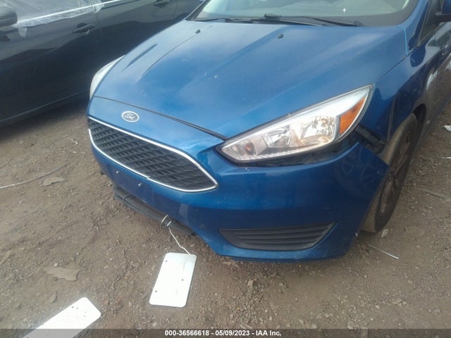 Ford FOCUS SE 2018 1FADP3F22JL212802 Image 6