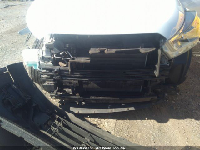 3N1CP5CU3KL524255 Nissan KICKS S