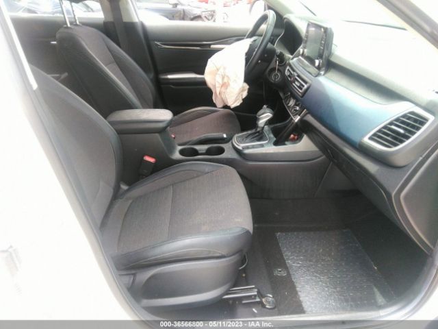 KNDEU2AA5M7125604 KIA SELTOS S