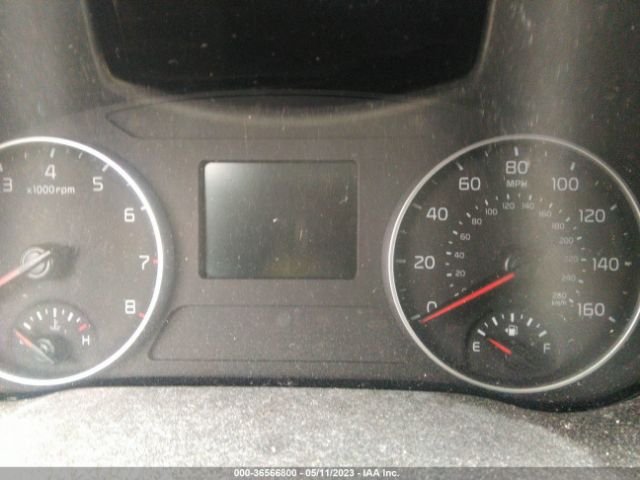 KNDEU2AA5M7125604 KIA SELTOS S