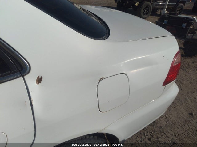 2000 HONDA ACCORD SDN EX W/LEATHER VIN: 1HGCG1658YA016262