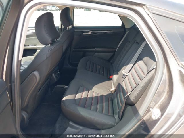 3FA6P0HD5GR119188 Ford FUSION SE