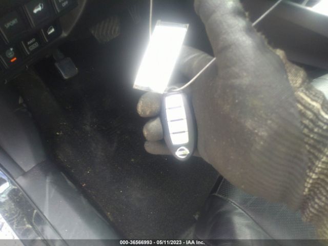 5N1AT2MV4FC815351 Nissan Rogue Sl