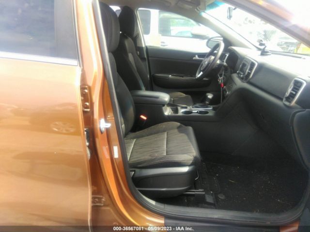 KNDPM3ACXH7299903 KIA Sportage Lx