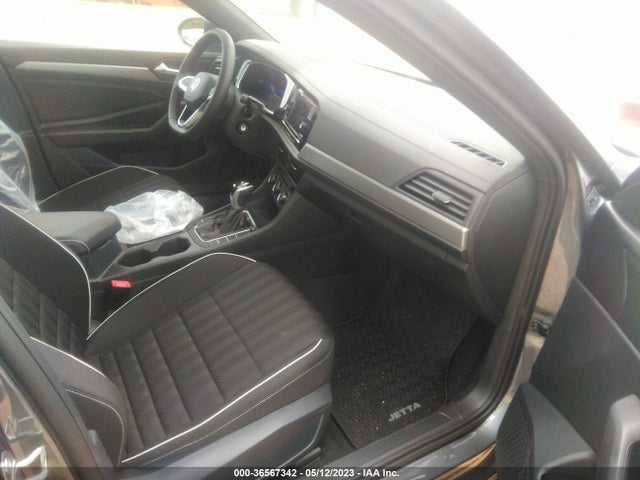 3VWBM7BU0PM019819 Volkswagen Jetta Sport