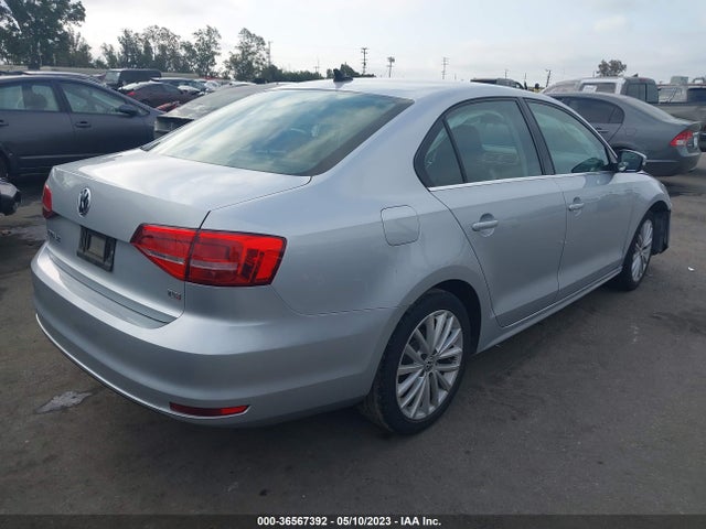 3VWD17AJ7FM330140 Volkswagen Jetta Sedan 1.8t Se
