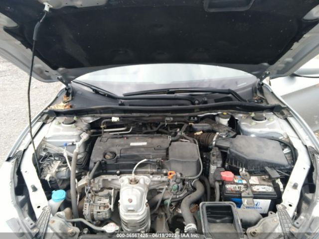 1HGCR2F39HA213732 Honda Accord Sedan Lx