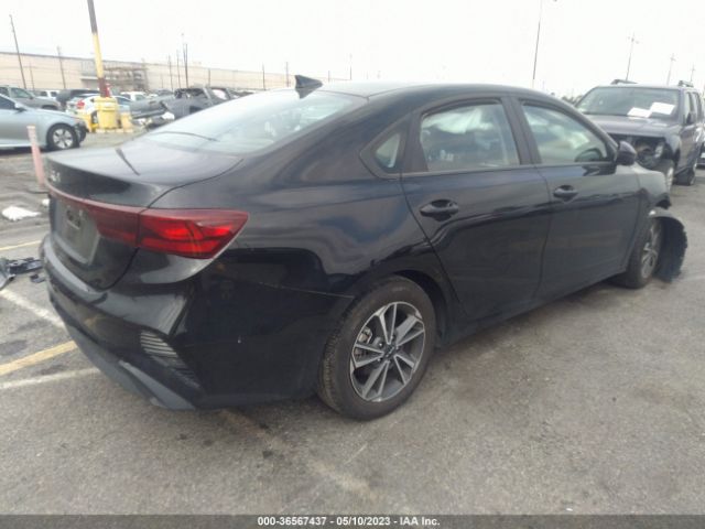 3KPF24AD7PE508500 KIA Forte Lxs