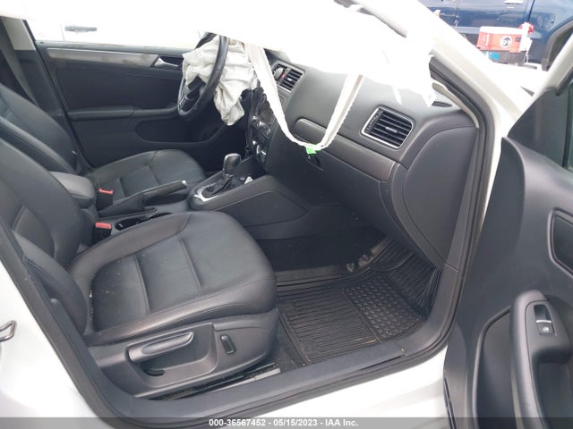 3VWLL7AJ0EM444176 Volkswagen Jetta Sedan Tdi W/premium/nav