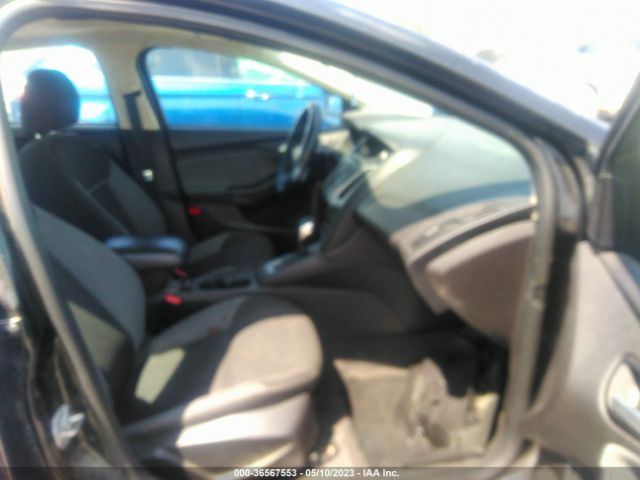 1FADP3F26EL306459 Ford FOCUS SE
