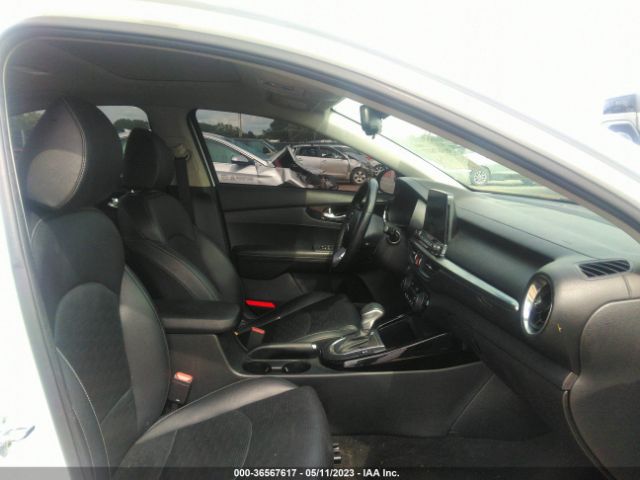 3KPF54AD7ME323026 KIA FORTE EX