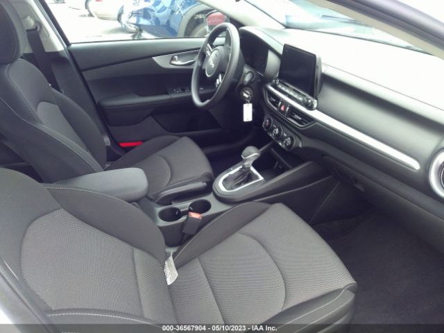 3KPF24AD3PE617942 KIA Forte Lxs