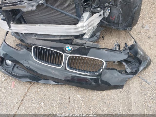 WBA8E1G30HNU17883 BMW 3 Series 320i