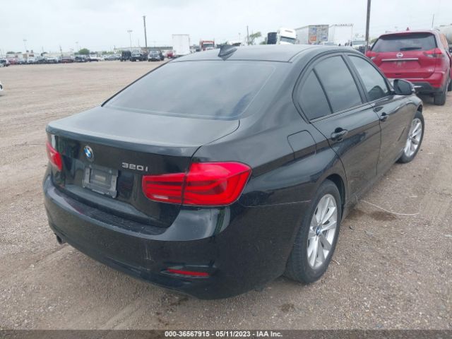 WBA8E1G30HNU17883 BMW 3 Series 320i