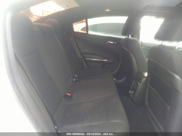2C3CDXHG8EH303286 Dodge Charger Sxt