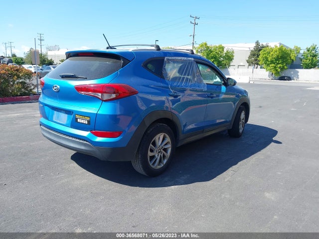 2016 HYUNDAI TUCSON SE VIN: KM8J33A49GU238104