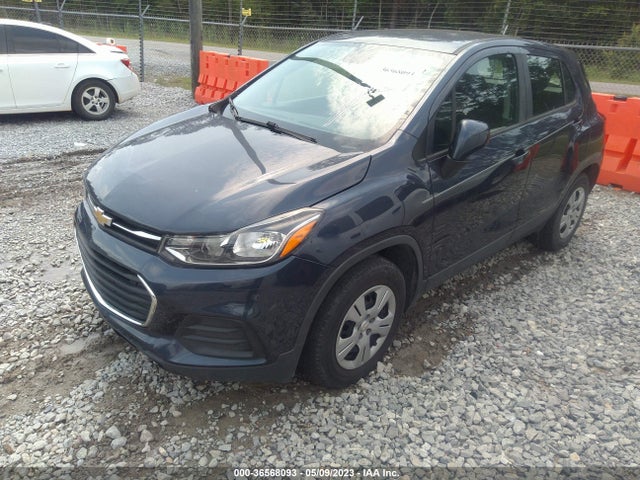 Chevrolet TRAX LS 2019 3GNCJKSB2KL134770 Image 2