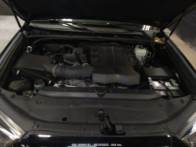 Toyota 4RUNNER SR5 2018 JTEBU5JR5J5583253 Image 10