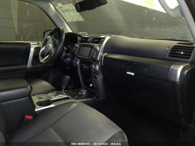 Toyota 4RUNNER SR5 2018 JTEBU5JR5J5583253 Image 5